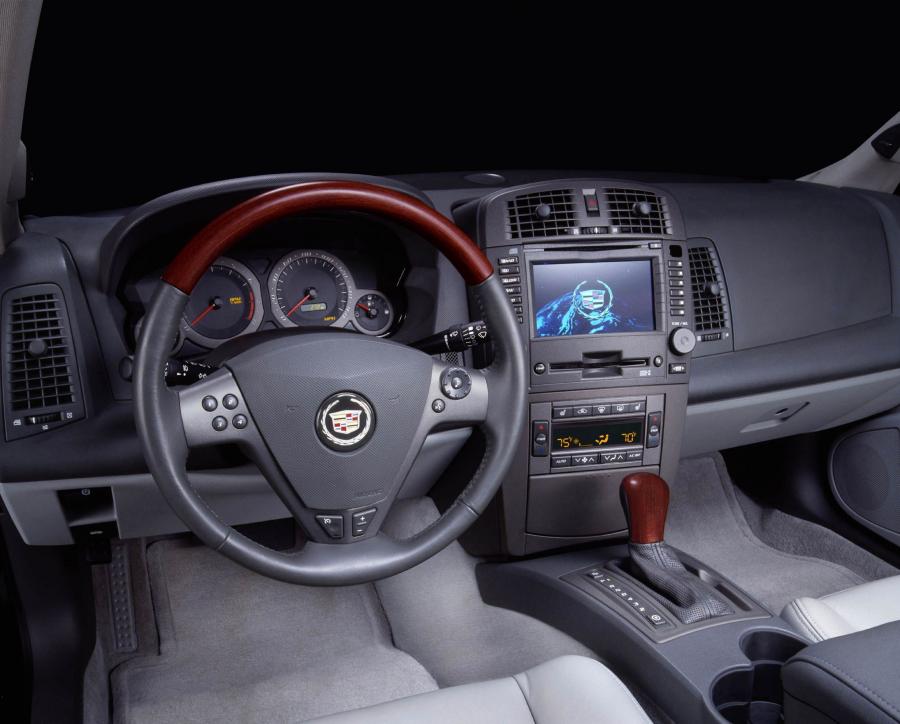  Cadillac CTS 2003 года  (фото 49 из 68)